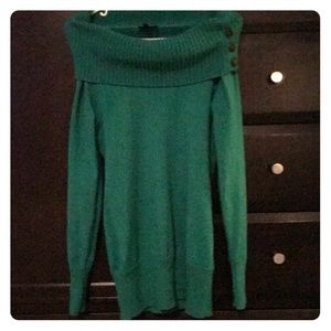 Emerald oversized turtleneck sweater
